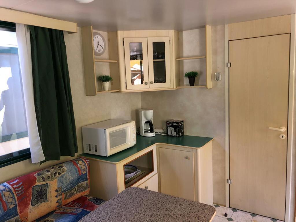 Zona Rosa 5 Chalet Mit Klimaanlage Und Wlan เวียเรจโจ ภายนอก รูปภาพ